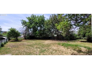 1904 E N Ave, La Grande, OR 97850