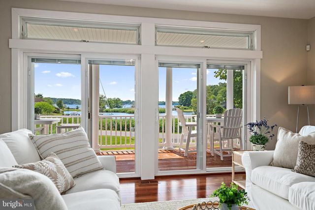 621 HARBOR DR, Annapolis, MD 21403
