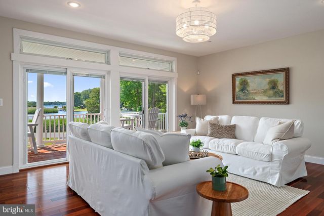 621 HARBOR DR, Annapolis, MD 21403