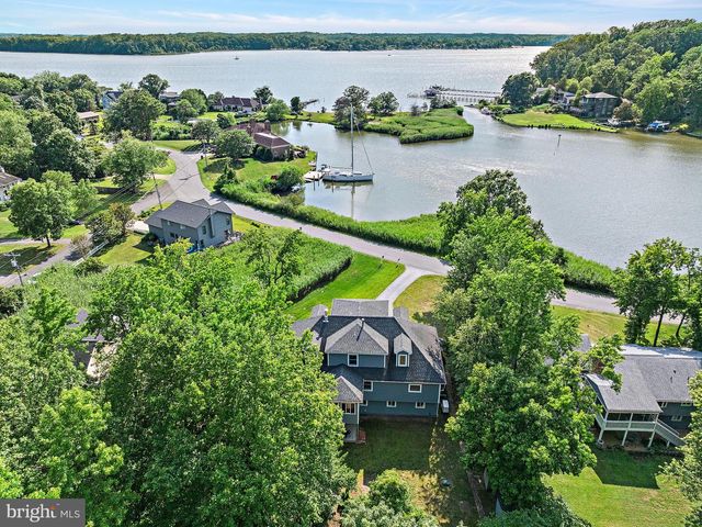 621 HARBOR DR, Annapolis, MD 21403