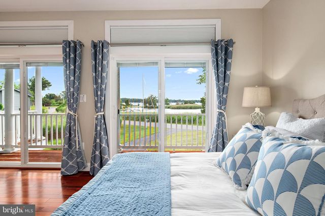 621 HARBOR DR, Annapolis, MD 21403
