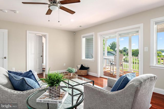621 HARBOR DR, Annapolis, MD 21403