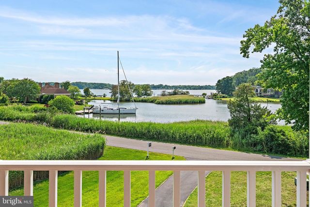 621 HARBOR DR, Annapolis, MD 21403