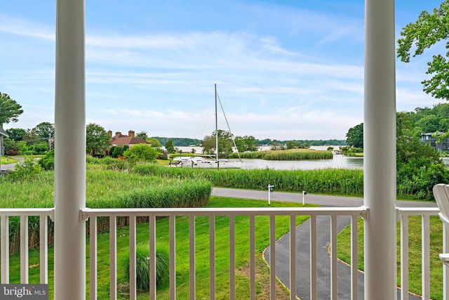 621 HARBOR DR, Annapolis, MD 21403