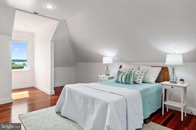 621 HARBOR DR, Annapolis, MD 21403