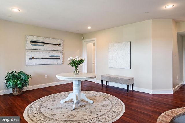 621 HARBOR DR, Annapolis, MD 21403