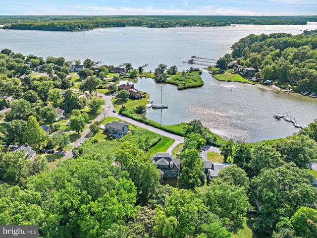 621 HARBOR DR, Annapolis, MD 21403