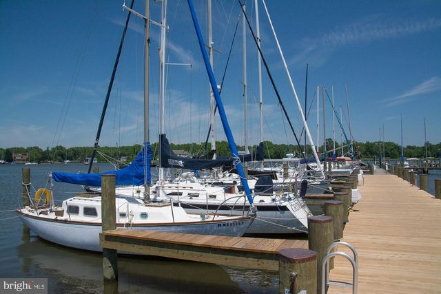 621 HARBOR DR, Annapolis, MD 21403