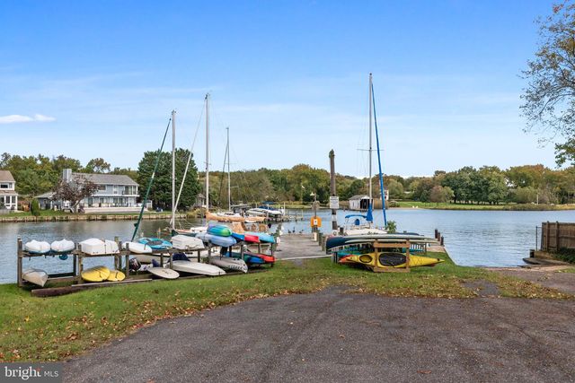 621 HARBOR DR, Annapolis, MD 21403