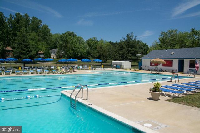 621 HARBOR DR, Annapolis, MD 21403