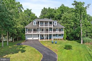 621 HARBOR DR, Annapolis, MD 21403