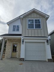 85 Charlotte Rd, Clarksville, TN 37040