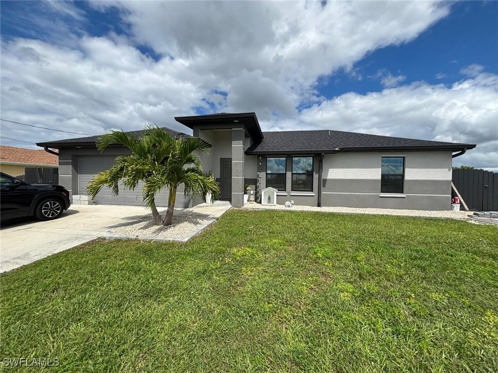 3915 NW 39th LN, Cape Coral, FL 33993