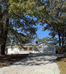 7543 Asbury Manor Drive, Lithonia, GA 30058