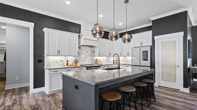 148 Old Dutch Road, Advance, NC 27006