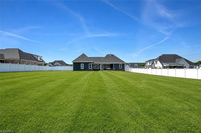 148 Old Dutch Road, Advance, NC 27006