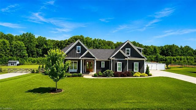 148 Old Dutch Road, Advance, NC 27006