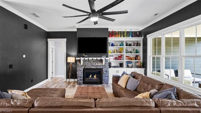 148 Old Dutch Road, Advance, NC 27006