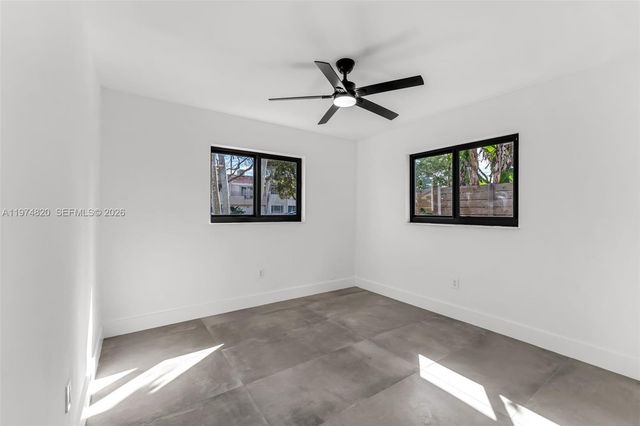 7120 SW 92nd Ave, Miami, FL 33173