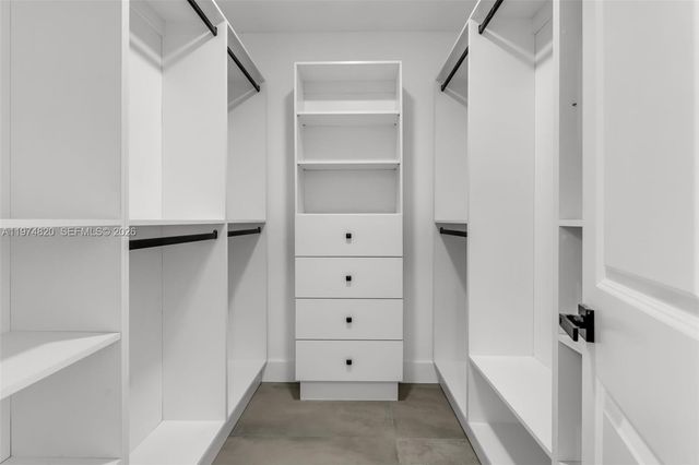 7120 SW 92nd Ave, Miami, FL 33173