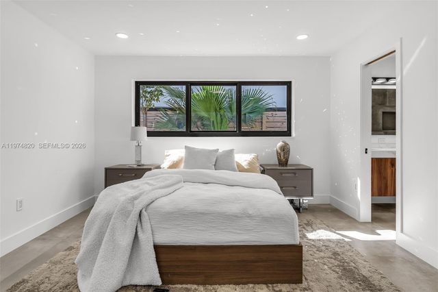 7120 SW 92nd Ave, Miami, FL 33173