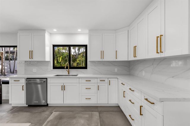 7120 SW 92nd Ave, Miami, FL 33173