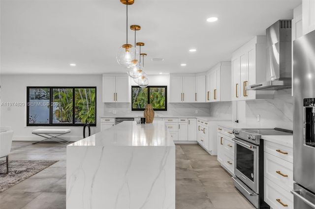 7120 SW 92nd Ave, Miami, FL 33173