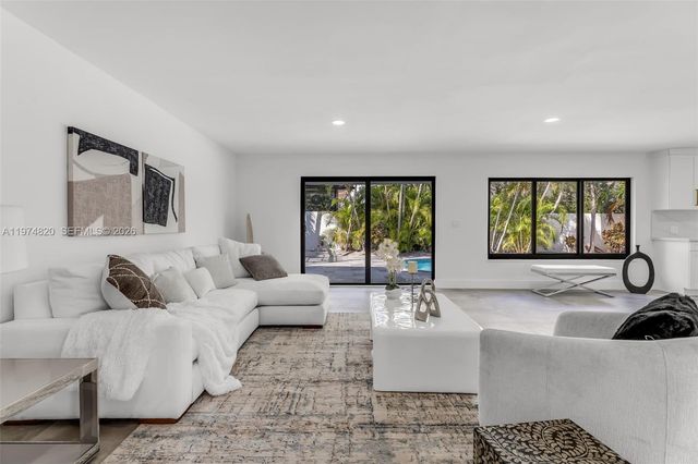 7120 SW 92nd Ave, Miami, FL 33173