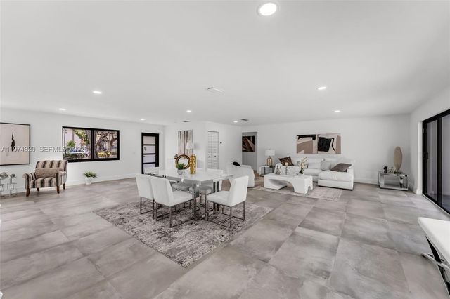 7120 SW 92nd Ave, Miami, FL 33173