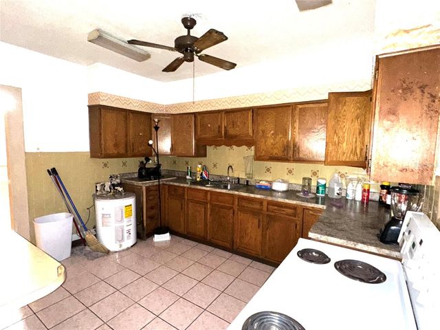 3504 E 24TH AVENUE, Tampa, FL 33605