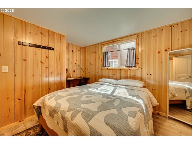 141 Northoowds Cabin, Cougar, WA 98616