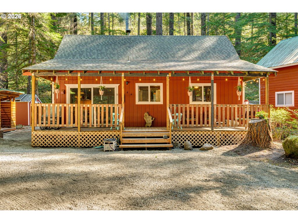 141 Northoowds Cabin, Cougar, WA 98616