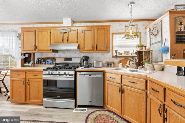 188 W CEDAR ST, Palmyra, PA 17078