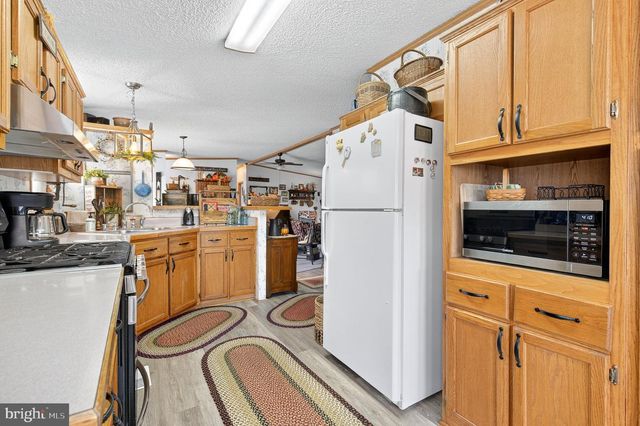 188 W CEDAR ST, Palmyra, PA 17078
