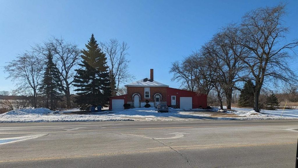 2524 HERITAGE ROAD, De Pere, WI 54115