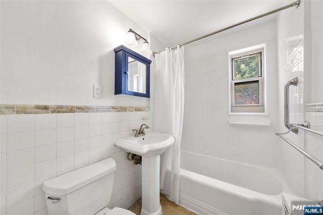 1267 Anderson Avenue 32, Fort Lee, NJ 07024