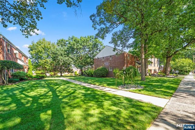 1267 Anderson Avenue 32, Fort Lee, NJ 07024
