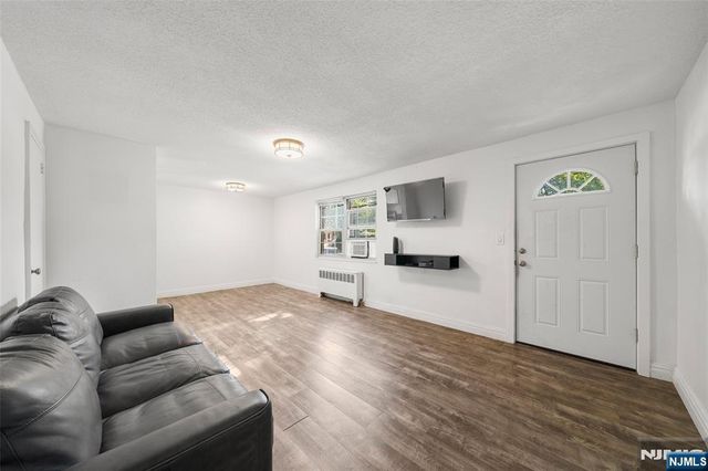 1267 Anderson Avenue 32, Fort Lee, NJ 07024