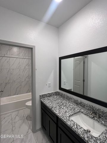 3860 Bubble Place, El Paso, TX 79938