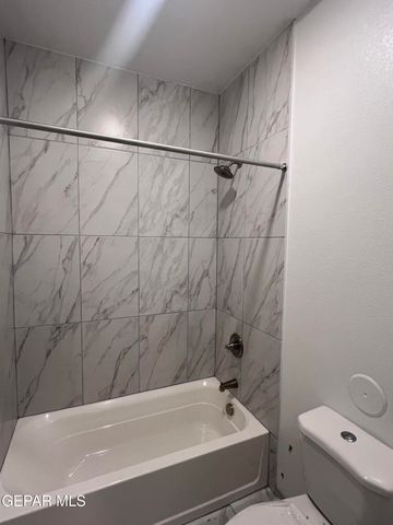 3860 Bubble Place, El Paso, TX 79938