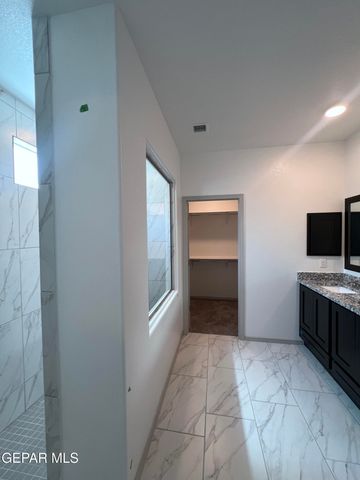 3860 Bubble Place, El Paso, TX 79938