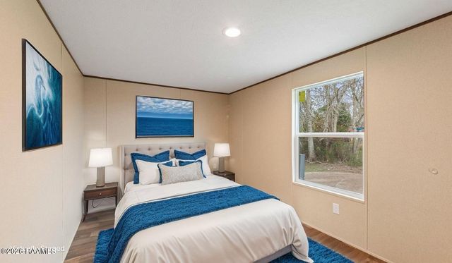 1351 B B Senior High School Road, Breaux Bridge, LA 70517