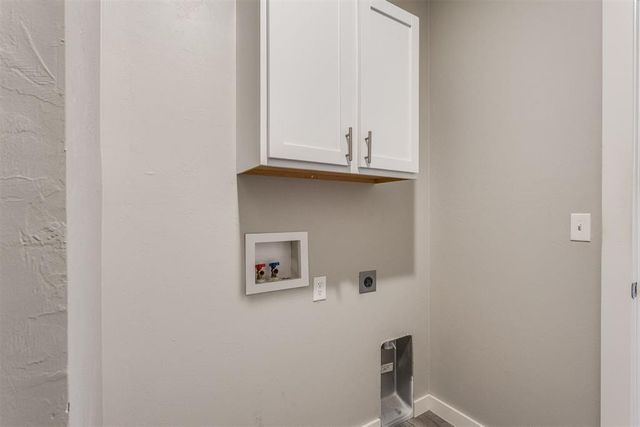 10720 NW 20th Street, Yukon, OK 73099