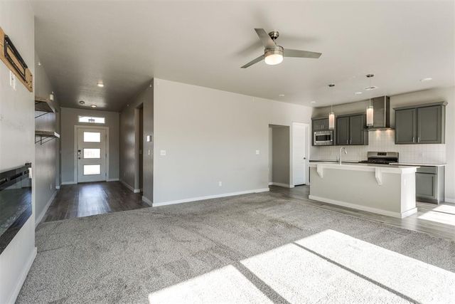 10720 NW 20th Street, Yukon, OK 73099