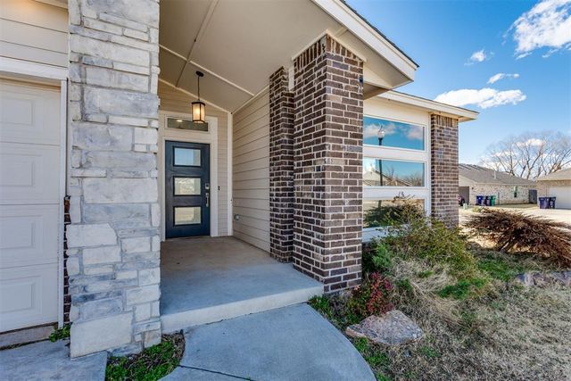 10720 NW 20th Street, Yukon, OK 73099