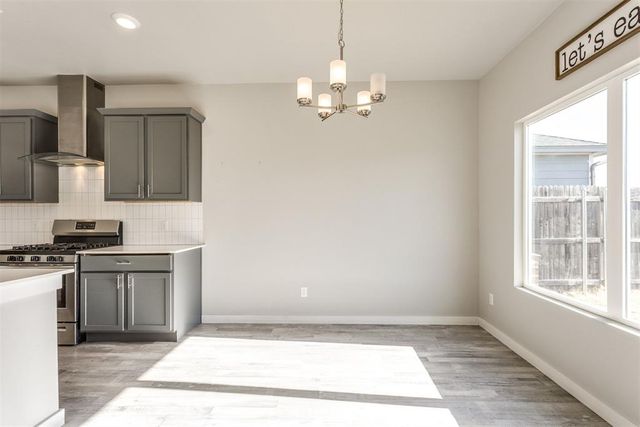 10720 NW 20th Street, Yukon, OK 73099