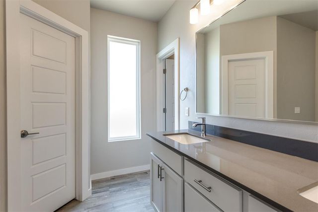 10720 NW 20th Street, Yukon, OK 73099