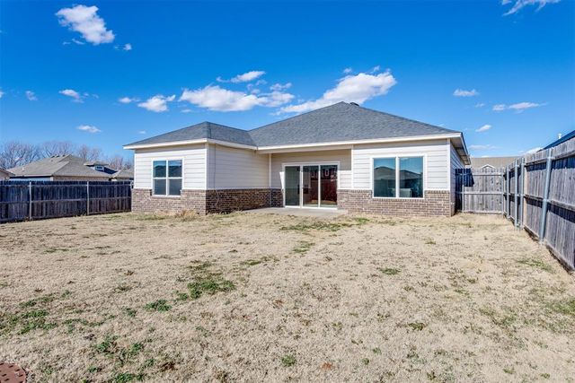 10720 NW 20th Street, Yukon, OK 73099