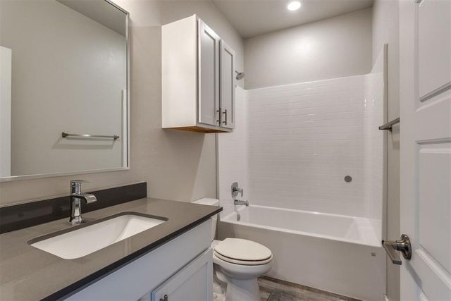 10720 NW 20th Street, Yukon, OK 73099