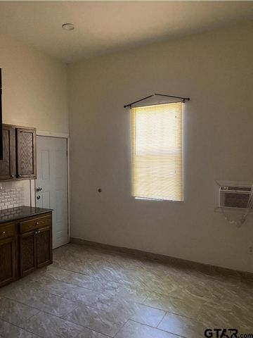 428 W Bow St., Tyler, TX 75702